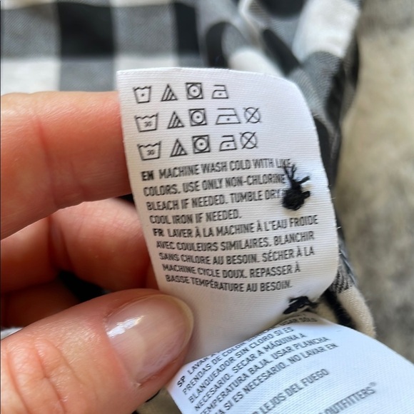 Men's Black and White Checkered Shirt - Picture 7 of 11